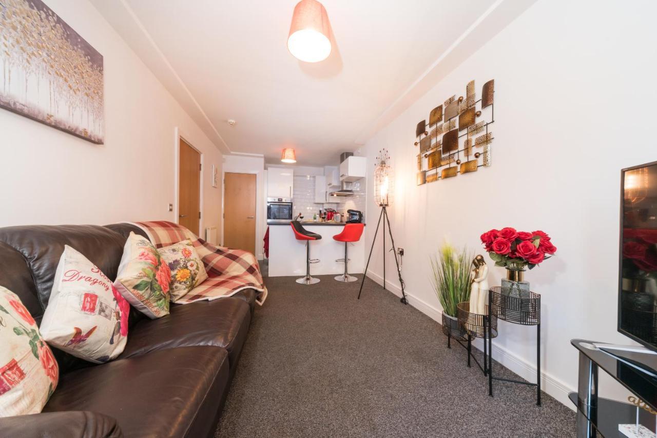 City Centre Posh Parlour Gated Parking 1Bed Wifi Кингстон-апон-Халл Экстерьер фото